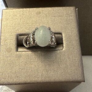 Elegant Silver and rose, quartz Gemstone Ring size 8